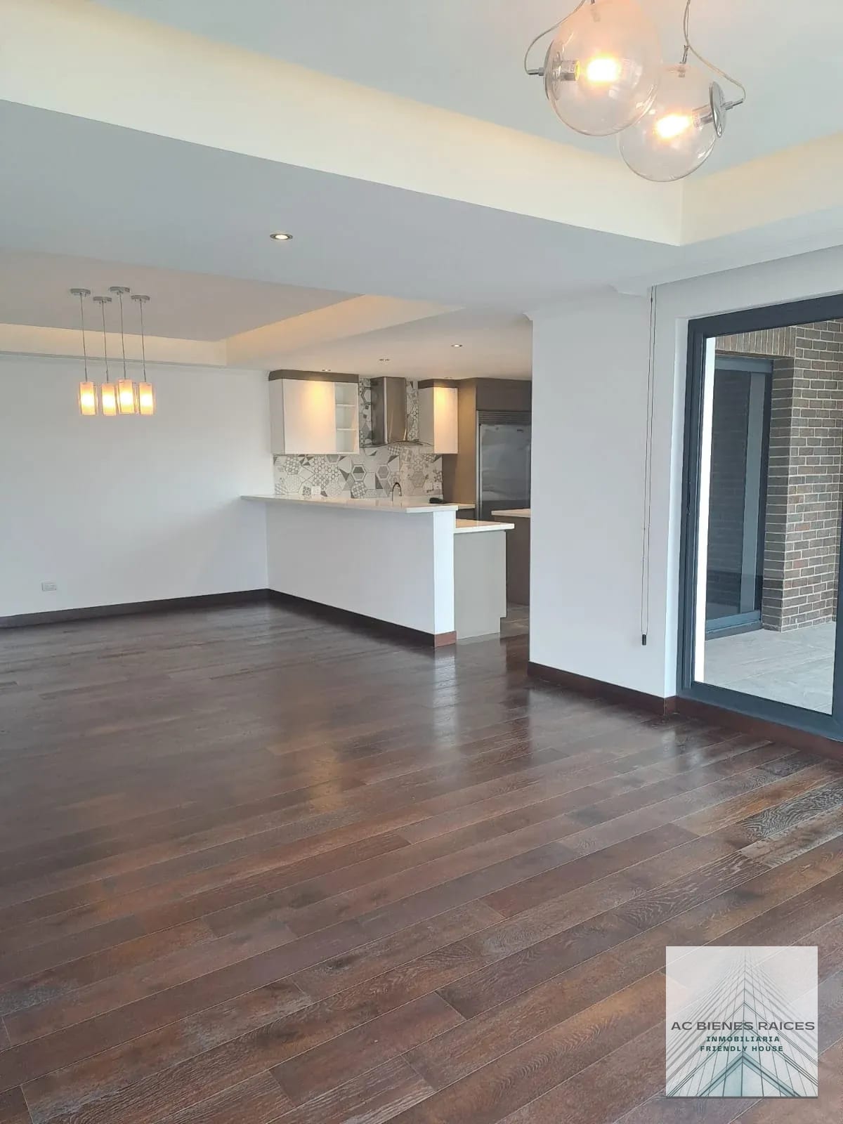 IKONIA ideal Diplomáticos, extranjeros, ejecutivos — Apartamento en Alquiler en Ikonia, Zona 14, Guatemala, Ciudad — foto 1 de 17