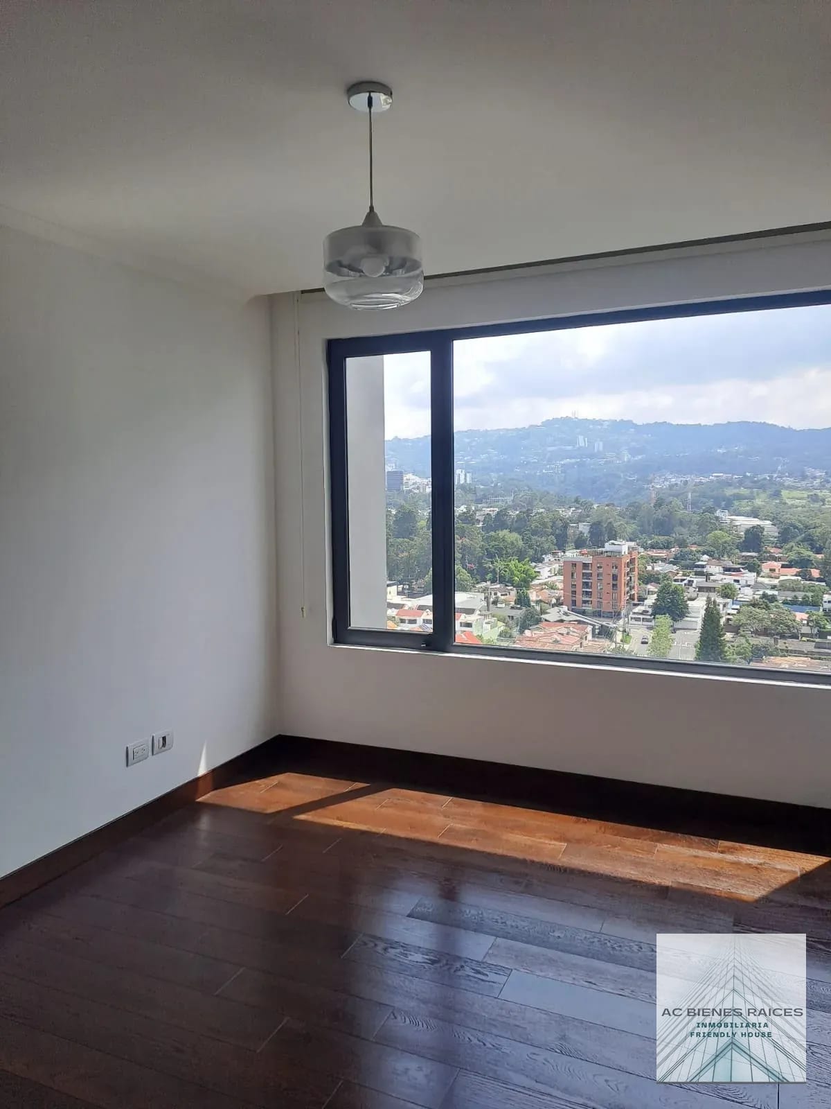 IKONIA ideal Diplomáticos, extranjeros, ejecutivos — Apartamento en Alquiler en Ikonia, Zona 14, Guatemala, Ciudad — foto 8 de 17
