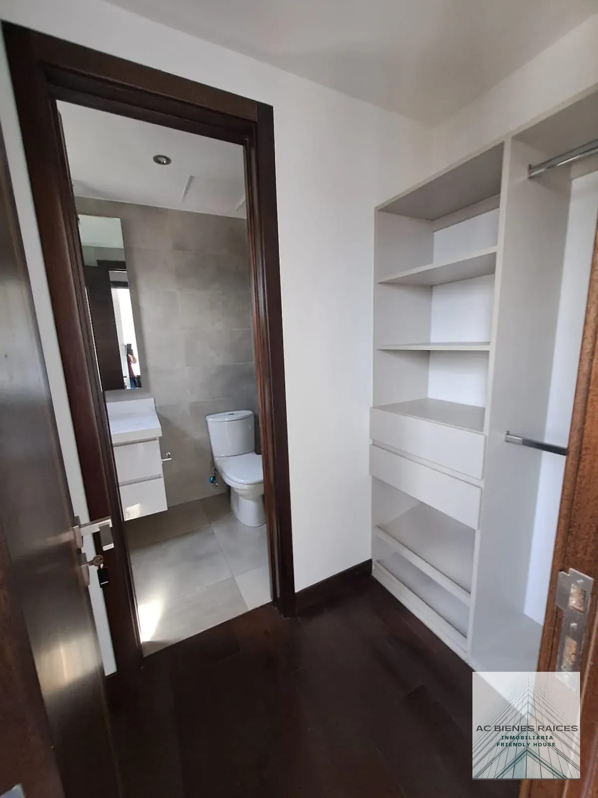 IKONIA ideal Diplomáticos, extranjeros, ejecutivos — Apartamento en Alquiler en Ikonia, Zona 14, Guatemala, Ciudad — foto 9 de 17
