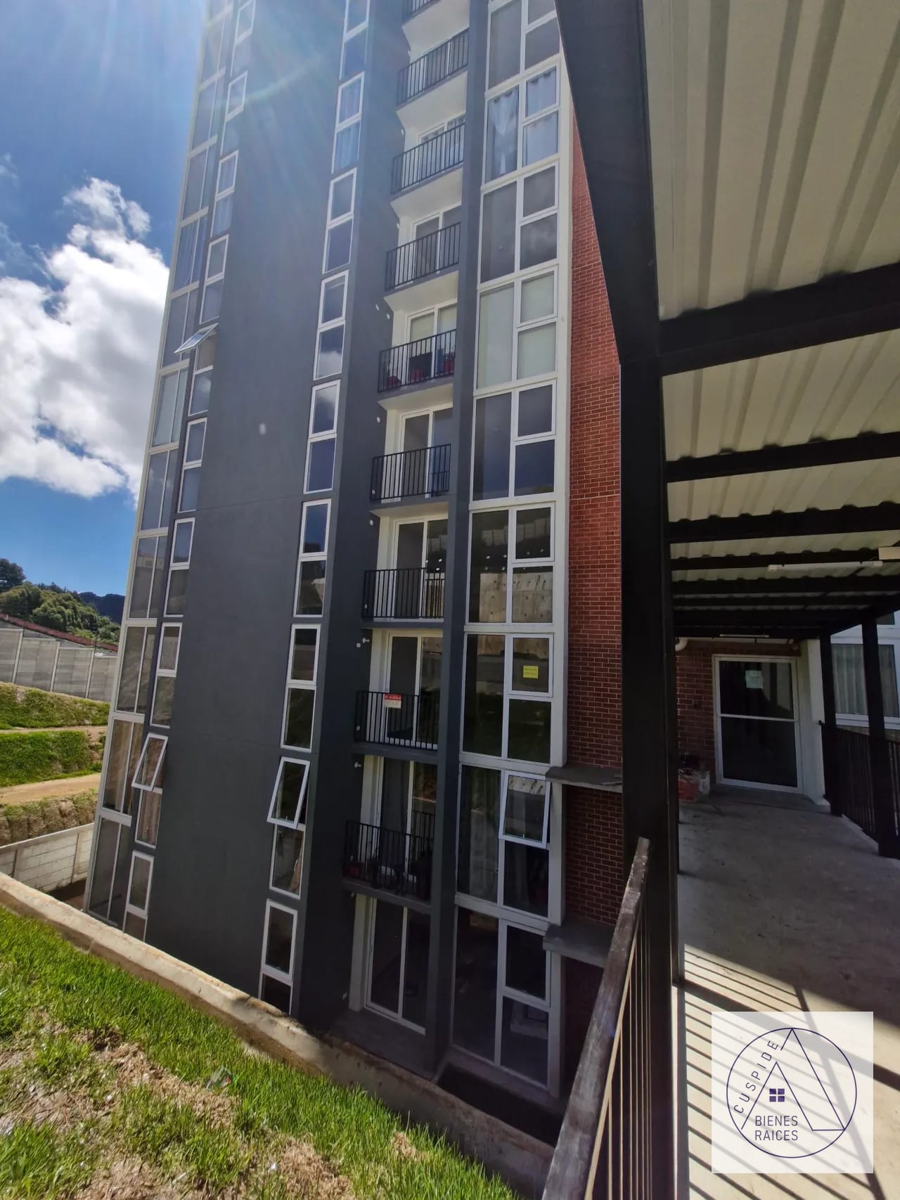 Alquilo Apartamento Carr. Salvador km 17.5 Entrada a Olmeca para estrenar con linea blanca — Apartamento en Alquiler en Carretera a El Salvador, Guatemala, Ciudad — foto 1 de 10