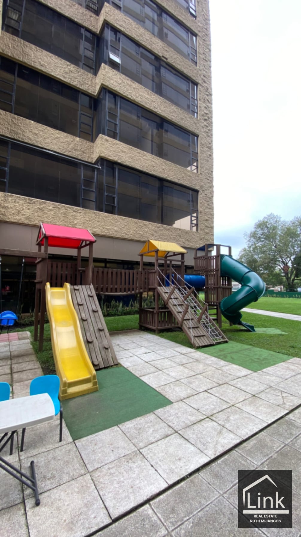 Renta de Apartamento Amueblado ZONA 10 MILENIA OAKLAND — Apartamento en Alquiler en Milenia, Zona 10, Guatemala, Ciudad — foto 2 de 10