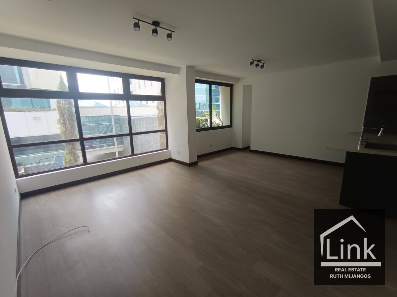 Renta de Apartamento zona 10 EDIFICIO VEINTI4 — Apartamento en Alquiler en Veinti4, Zona 10, Guatemala, Ciudad — foto 14 de 14
