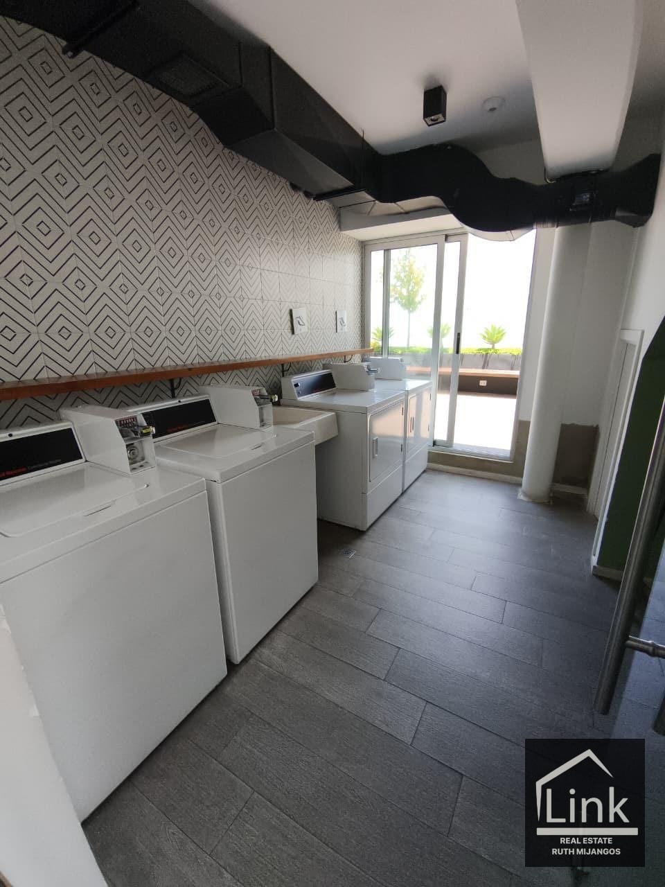 Venta Apartamento Amueblado Tipo Estudio en Edificio Narama — Apartamento en Venta en Narama, Zona 13, Guatemala, Ciudad — foto 9 de 17