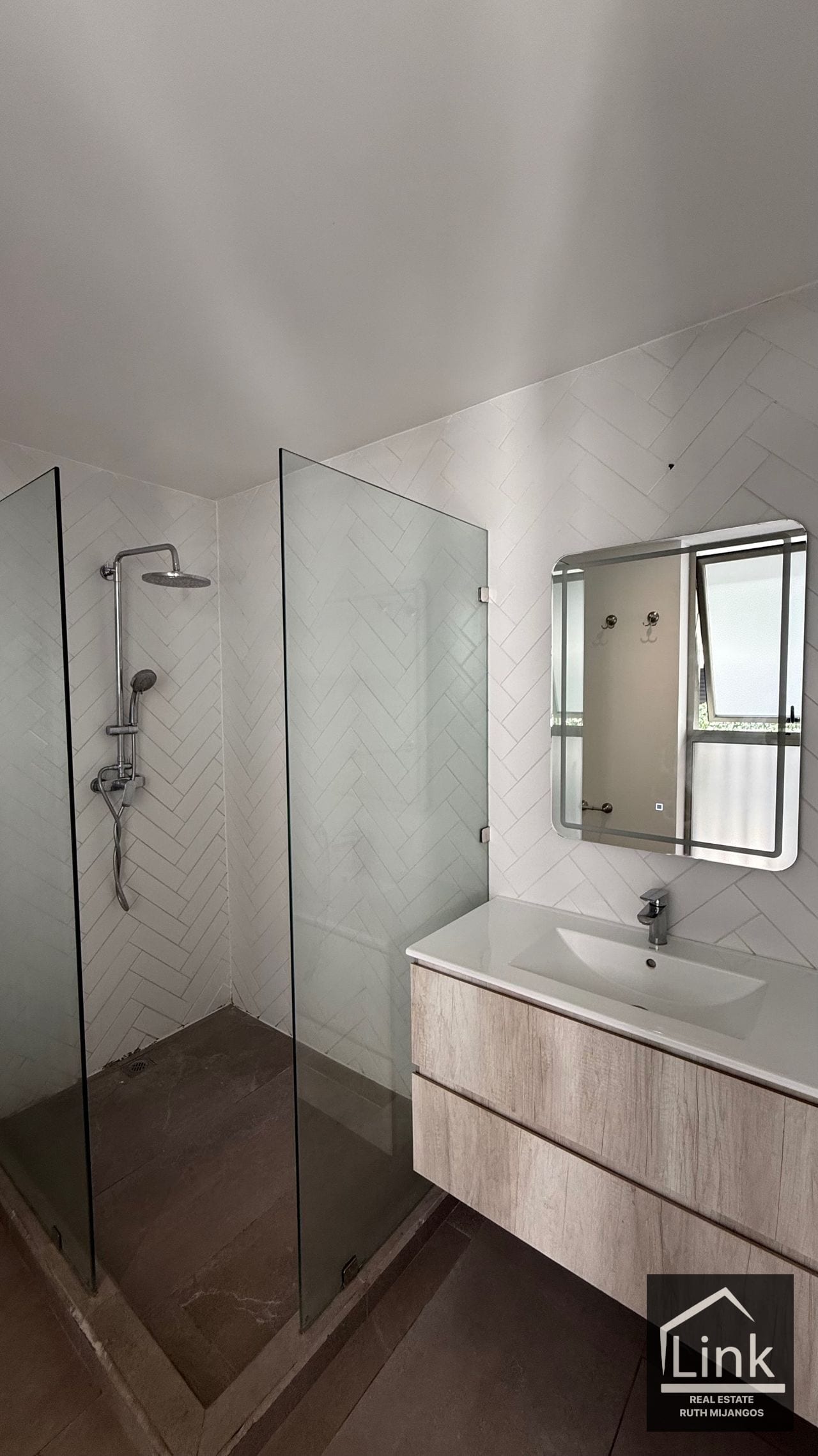 Precioso y Amplio Apartamento en Renta CAÑADAS DE ELGIN Z.13 — Apartamento en Alquiler en Cañadas de Elgin, Zona 13, Guatemala, Ciudad — foto 11 de 15