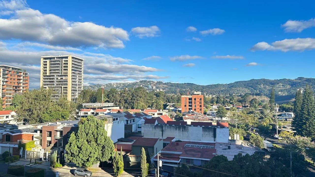 Oportunidad de Apartamento en Venta en Edificio Reserva 5ta en 14 — Apartamento en Venta en Zona 14, Guatemala, Ciudad — foto 1 de 3