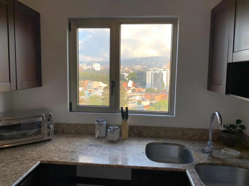 🏡✨ ¡apartamento Amueblado en Renta en Zona 10! ✨🏡 — Apartamento en Alquiler en Verona, Zona 10, Guatemala, Ciudad — foto 9 de 17