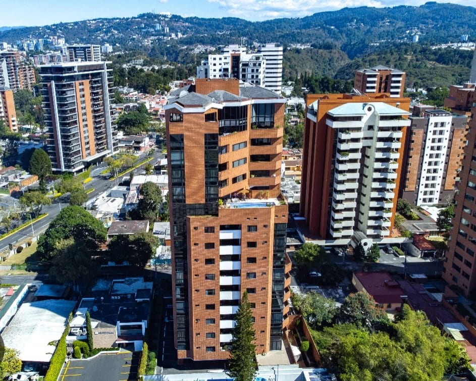 Apartamento en Alquiler Torre Condesa Z 14 — Apartamento en Alquiler en Zona 14, Guatemala, Ciudad — foto 3 de 17
