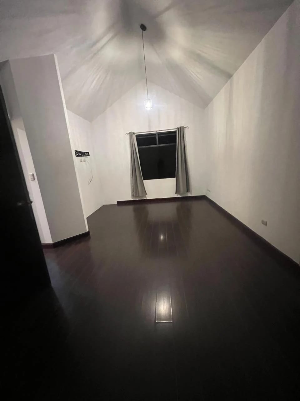 Libdo Apto Rodeado Vegetación KM 17 Carr a Rl Salvador Cerca Sporta — Apartamento en Alquiler en Villa Tiepolo, Carretera a El Salvador, Guatemala, Ciudad — foto 3 de 8