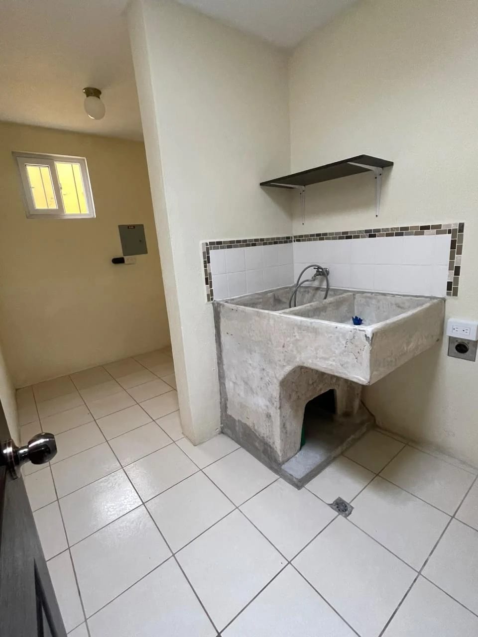 Apartamento Pequeño 1 Hab un Baño 1 Parqueo KM 18.5 a Pavon — Apartamento en Alquiler en Carretera a El Salvador, Guatemala, Ciudad — foto 11 de 11