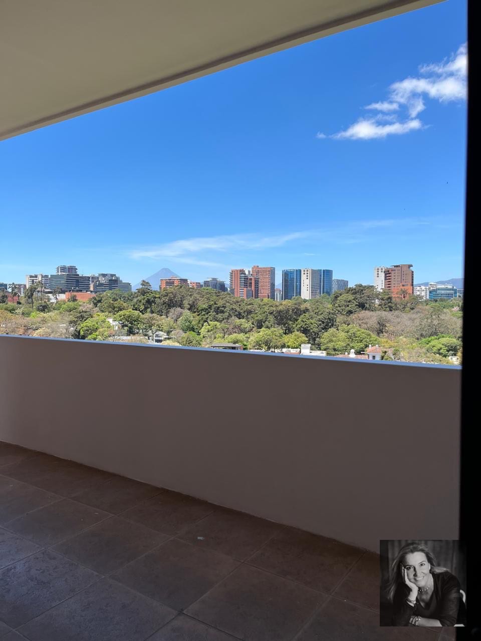 Apartamento con Amplios Balcones en Renta – Zona 15 — Apartamento en Alquiler en Zona 15, Guatemala, Ciudad — foto 5 de 10
