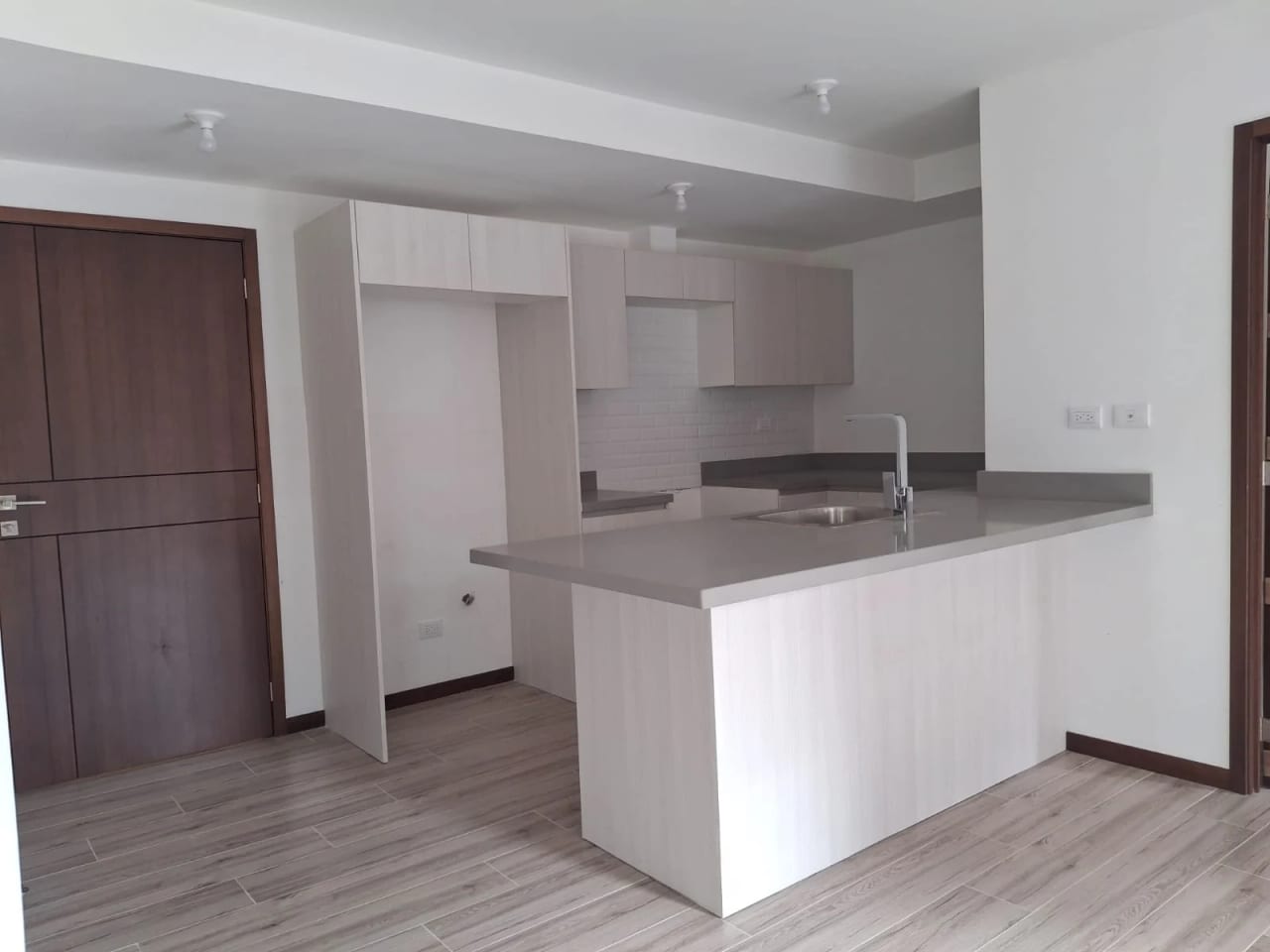 Apartamento en Venta, NEO 2 — Apartamento en Venta en Neo Apartamentos, Zona 10, Guatemala, Ciudad — foto 3 de 13