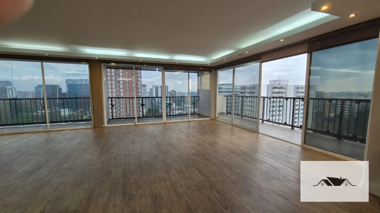 En Renta/Venta Amplio Apartamento Remodelado Zona 10 — Apartamento en Alquiler en Ciudad Vieja, Zona 10, Guatemala, Ciudad — foto 1 de 16