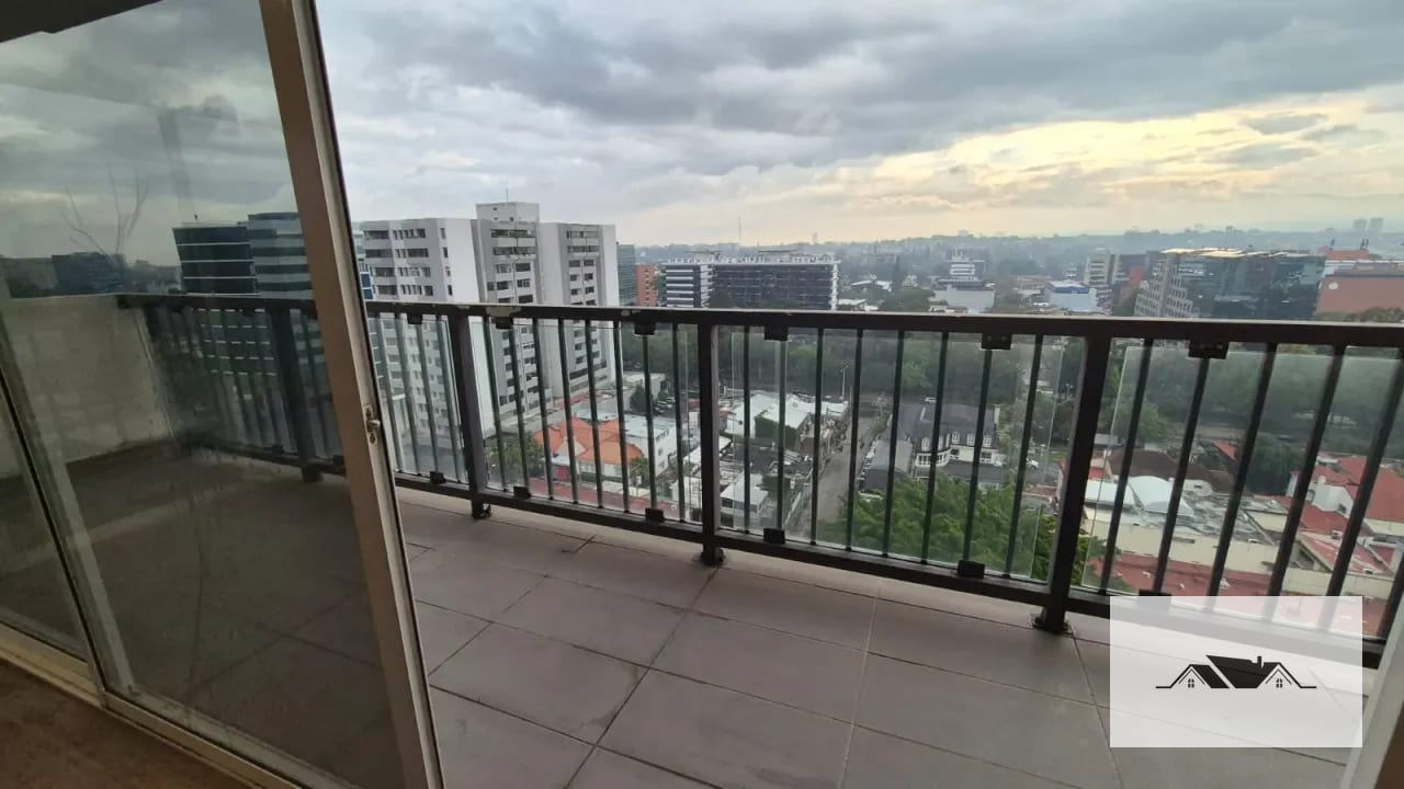 En Renta/Venta Amplio Apartamento Remodelado Zona 10 — Apartamento en Alquiler en Ciudad Vieja, Zona 10, Guatemala, Ciudad — foto 15 de 16