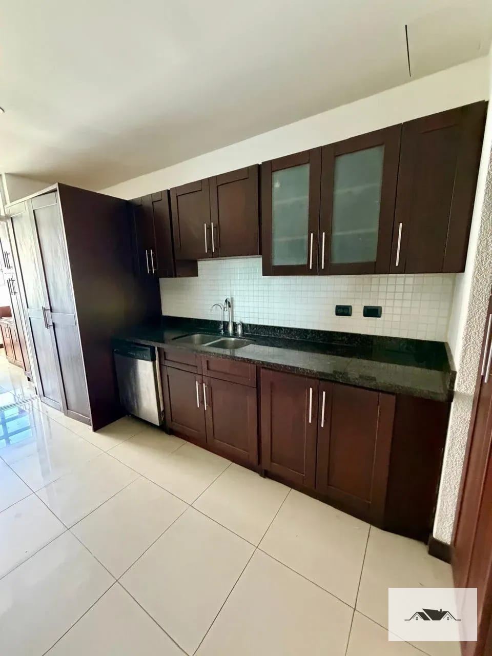 En Renta Apartamento Zona 16 Villas de San Isidro — Apartamento en Alquiler en Villas de San Isidro, Zona 16, Guatemala, Ciudad — foto 9 de 15