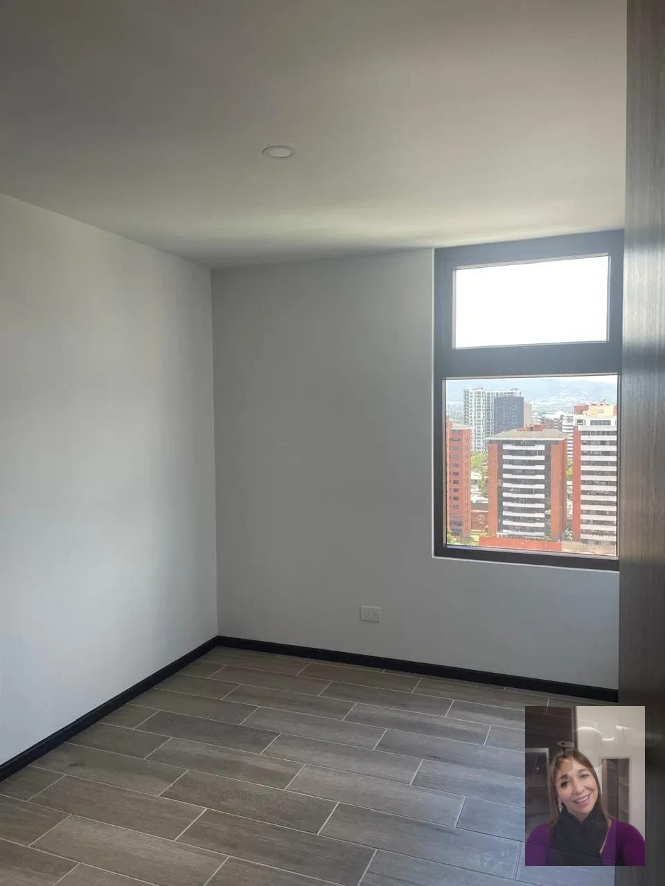Apto. 3 Habitaciones Nivel 17 Edificio Biko Zona 10 — Apartamento en Alquiler en Biko, Zona 10, Guatemala, Ciudad — foto 9 de 14