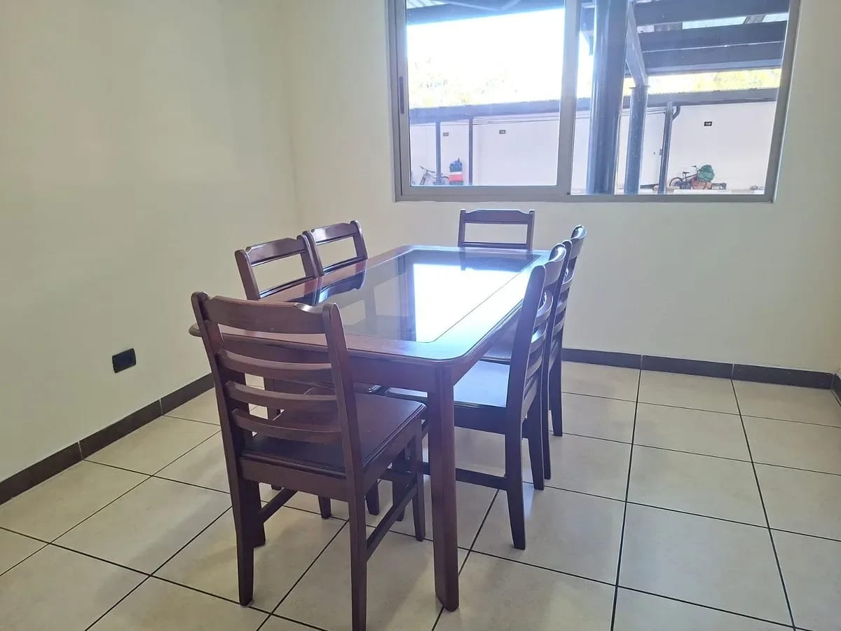 Apartamento con balcón | Jardines de Las Charcas | Zona 11 - en Venta — Apartamento en Venta en Jardines de Las Charcas, Zona 11, Guatemala, Ciudad — foto 4 de 17