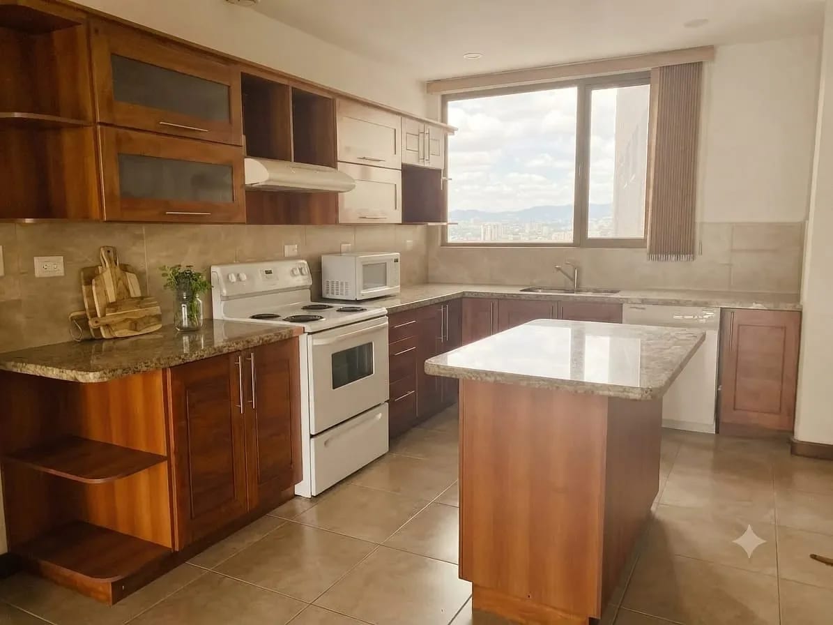 Apartamento de 3 dormitorios en renta en Edificio Meridian, zona 15 — Apartamento en Alquiler en Meridian, Zona 15, Guatemala, Ciudad — foto 6 de 13
