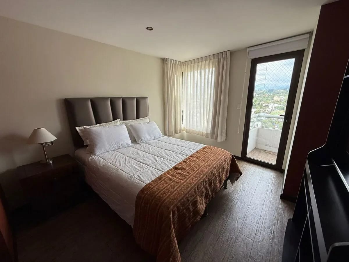 Apartamento amueblado y equipado en renta en Torre 360, zona 15 — Apartamento en Alquiler en Zona 15, Guatemala, Ciudad — foto 9 de 17