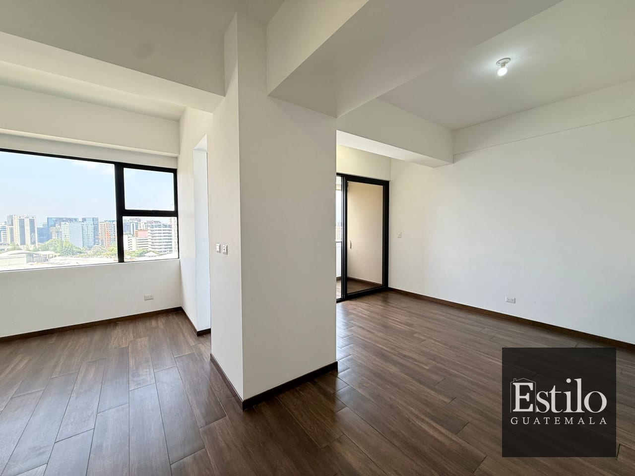 Precioso Apartamento Con Dorm De Servicio Z.10 — Apartamento en Venta en Casa Acueducto, Zona 10, Guatemala, Ciudad — foto 15 de 17