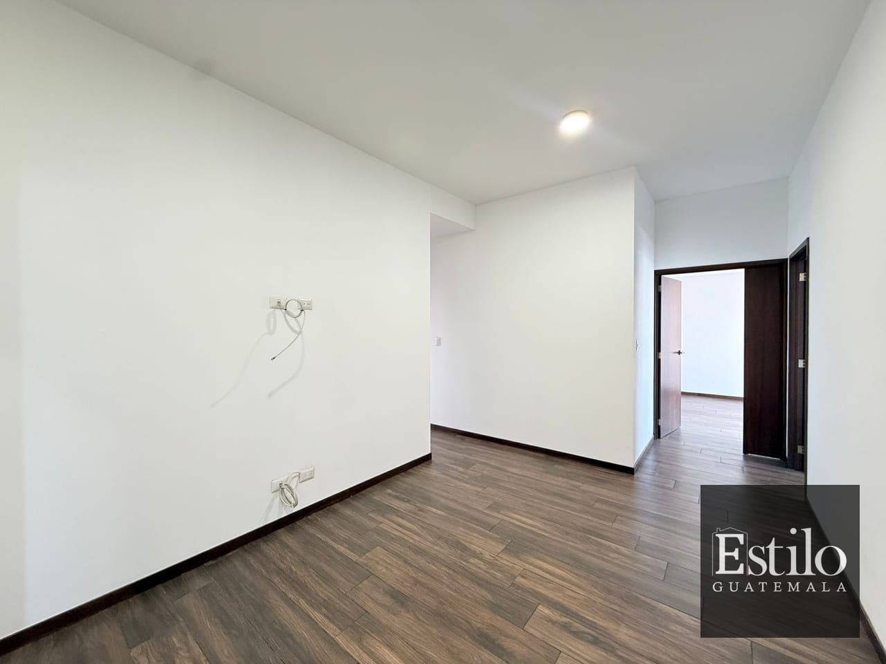 Precioso Apartamento Con Dorm De Servicio Z.10 — Apartamento en Venta en Casa Acueducto, Zona 10, Guatemala, Ciudad — foto 9 de 17
