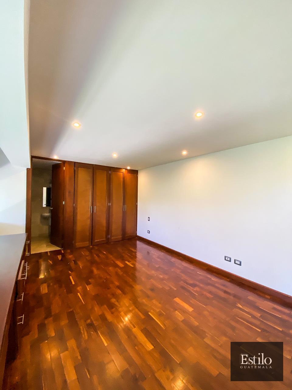 Espectacular Apartamento Con Balcón - 4