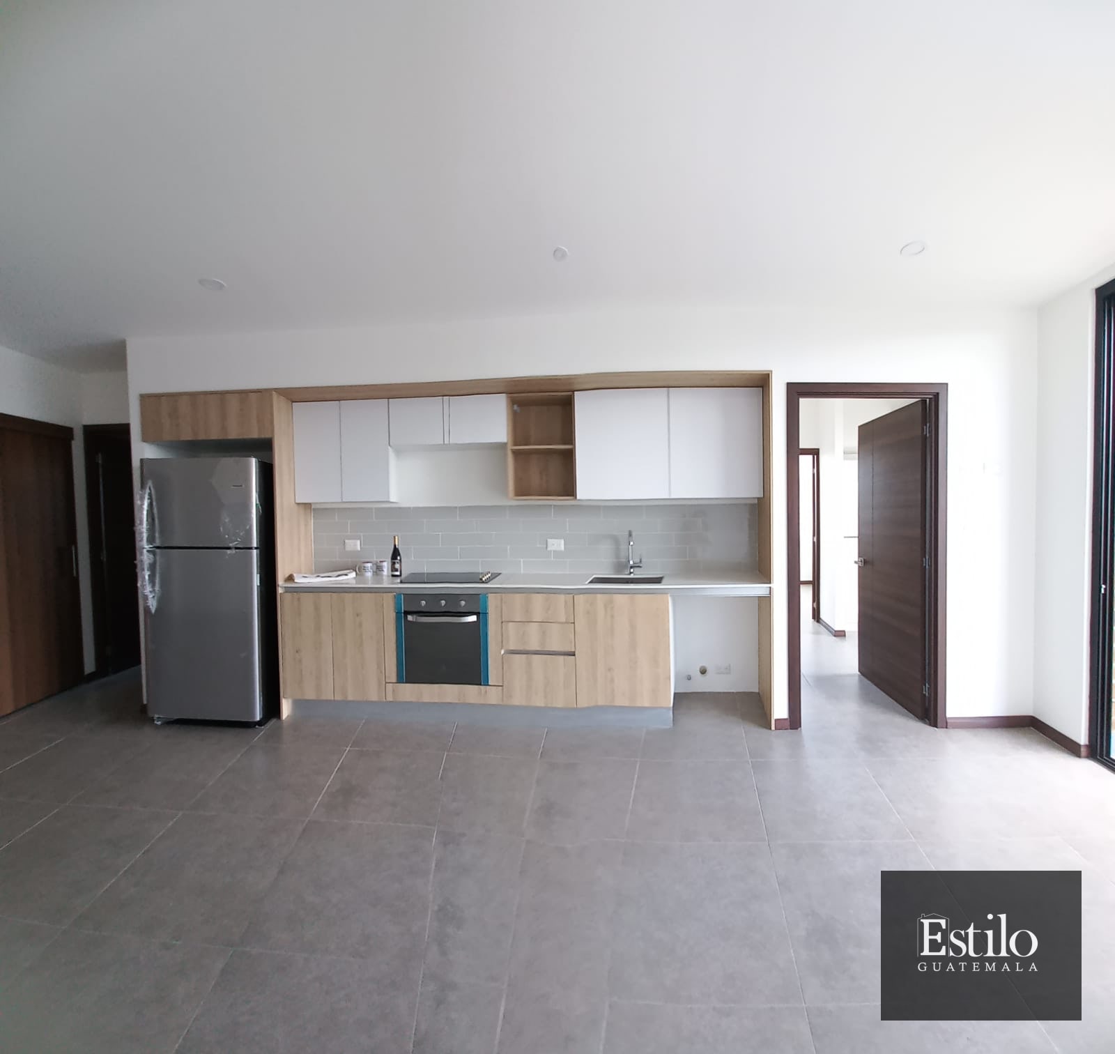 Precioso Apartamento Con Balcón En Venta. — Apartamento en Venta en Mira, Zona 10, Guatemala, Ciudad — foto 6 de 8