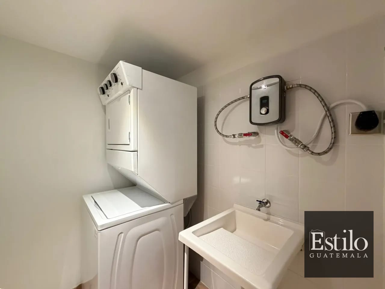 Precioso Apartamento Con Salida Al Jardín Z.9 — Apartamento en Venta en Cendana, Zona 9, Guatemala, Ciudad — foto 12 de 13
