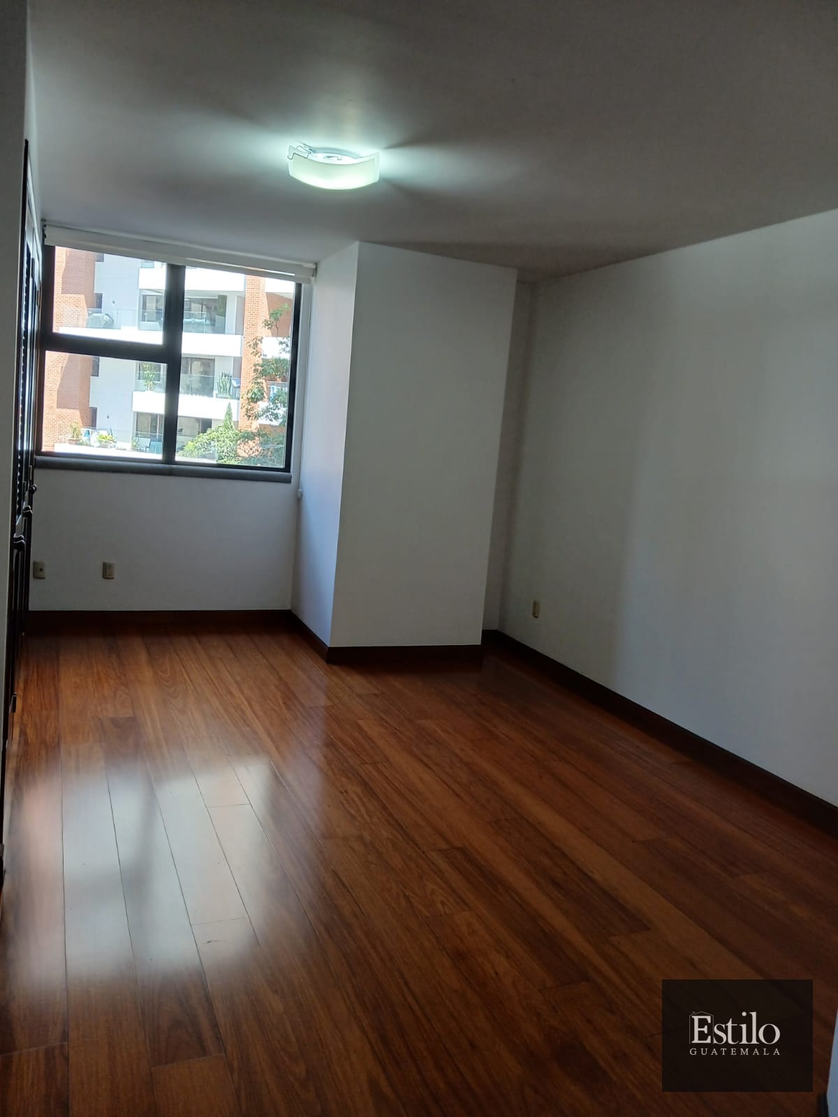 LINDO APARTAMENTO CON CUARTO DE SERVICIO — Apartamento en Alquiler en Bellagio, Zona 14, Guatemala, Ciudad — foto 7 de 17