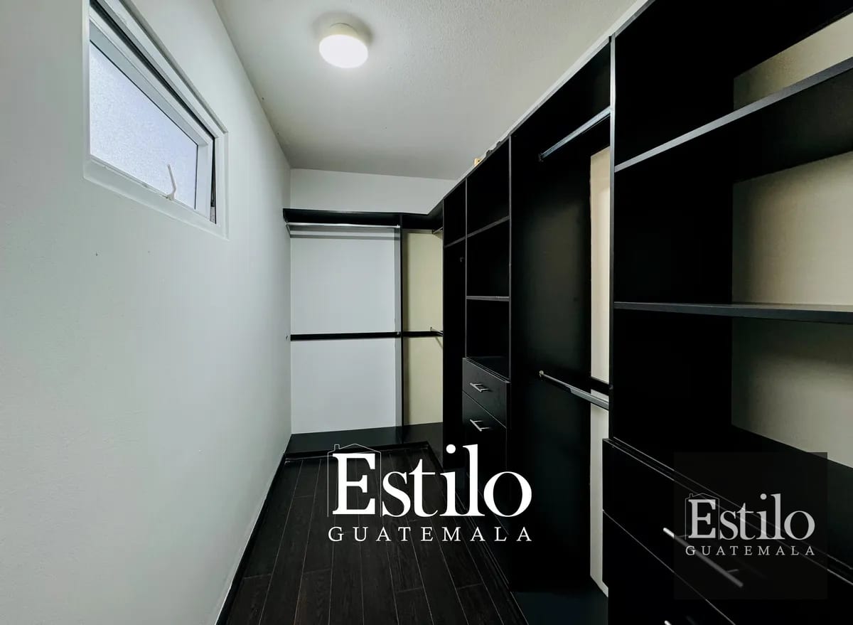 Hermosa Casa En Alquiler Fontana km 25 — Apartamento en Alquiler en La Fontana III, Carretera a El Salvador, Guatemala, Ciudad — foto 10 de 17