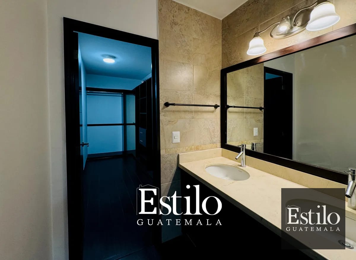 Hermosa Casa En Alquiler Fontana km 25 — Apartamento en Alquiler en La Fontana III, Carretera a El Salvador, Guatemala, Ciudad — foto 11 de 17