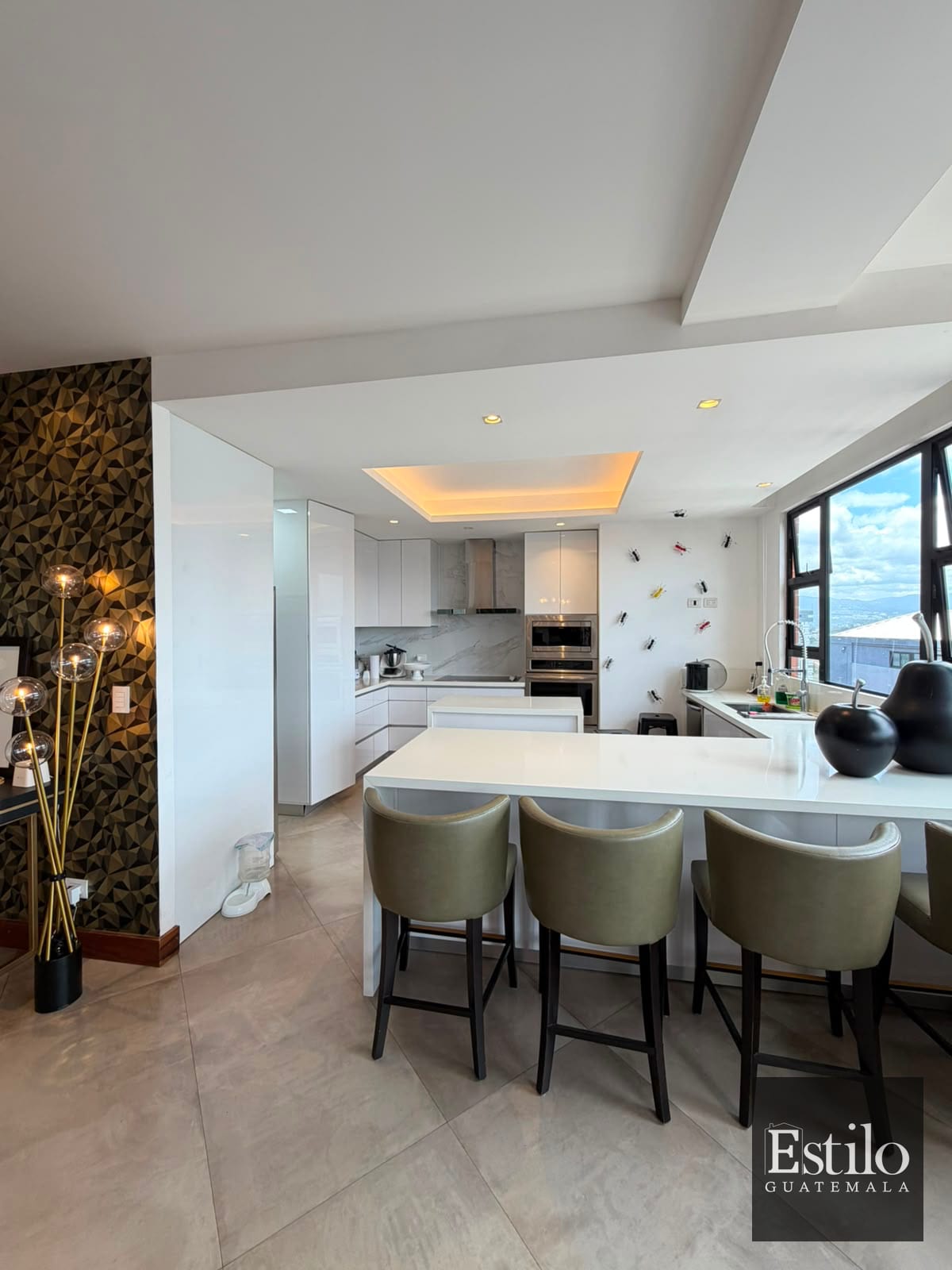 Espectacular Penthouse Z.14 — Apartamento en Venta en Zona 14, Guatemala, Ciudad — foto 2 de 17