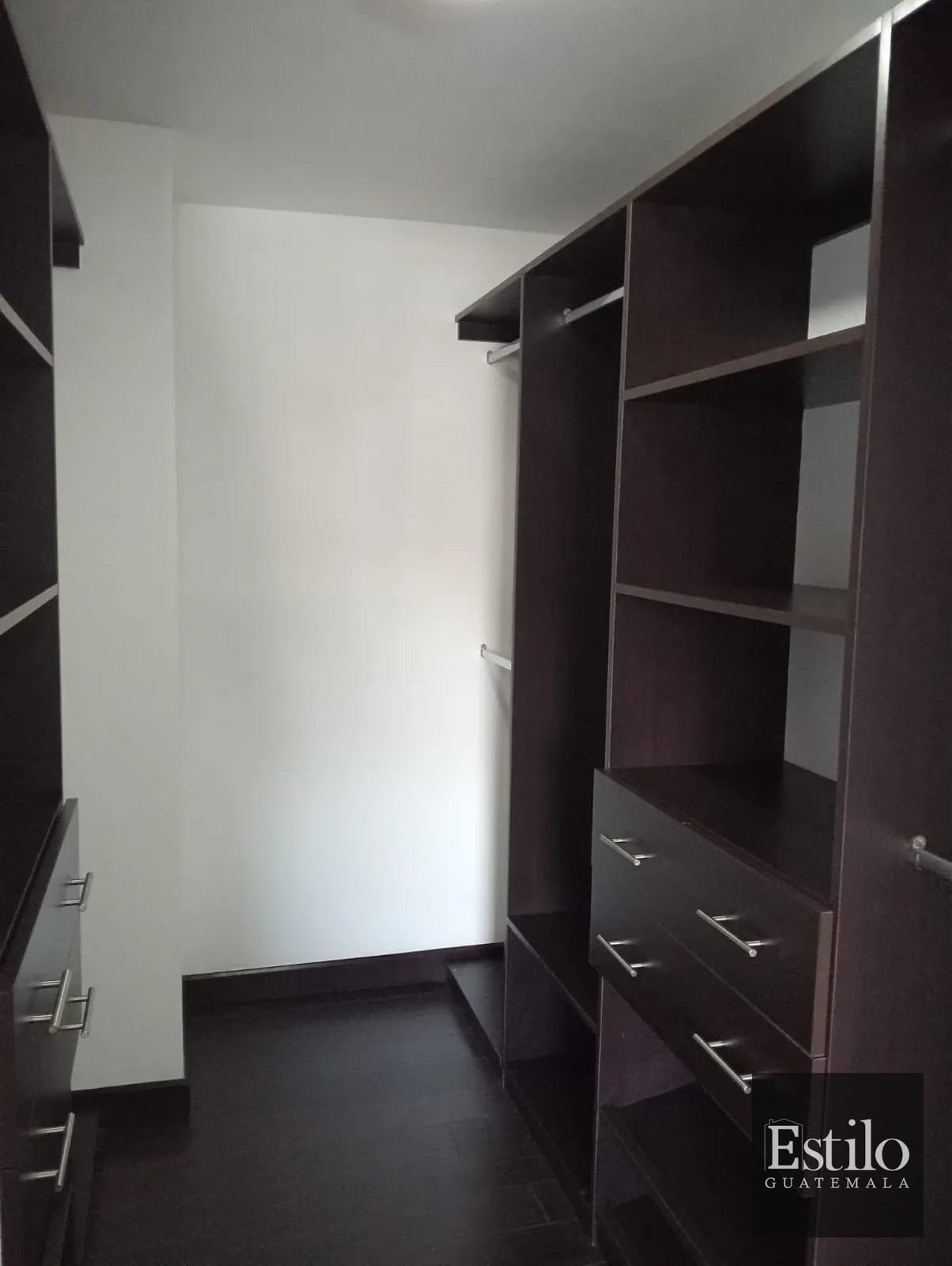 Precioso Apartamento Amueblado Z.14 — Apartamento en Alquiler en Catania, Zona 14, Guatemala, Ciudad — foto 6 de 11