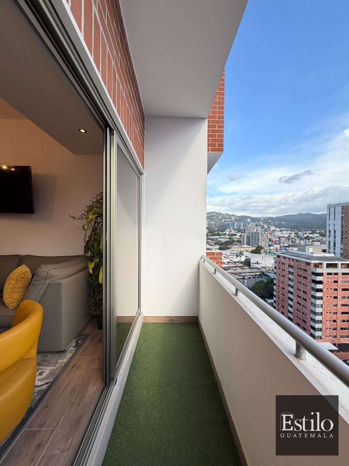 Precioso Apartamento en Venta Z.10 — Apartamento en Venta en Casalini Diagonal 6, Zona 10, Guatemala, Ciudad — foto 10 de 13