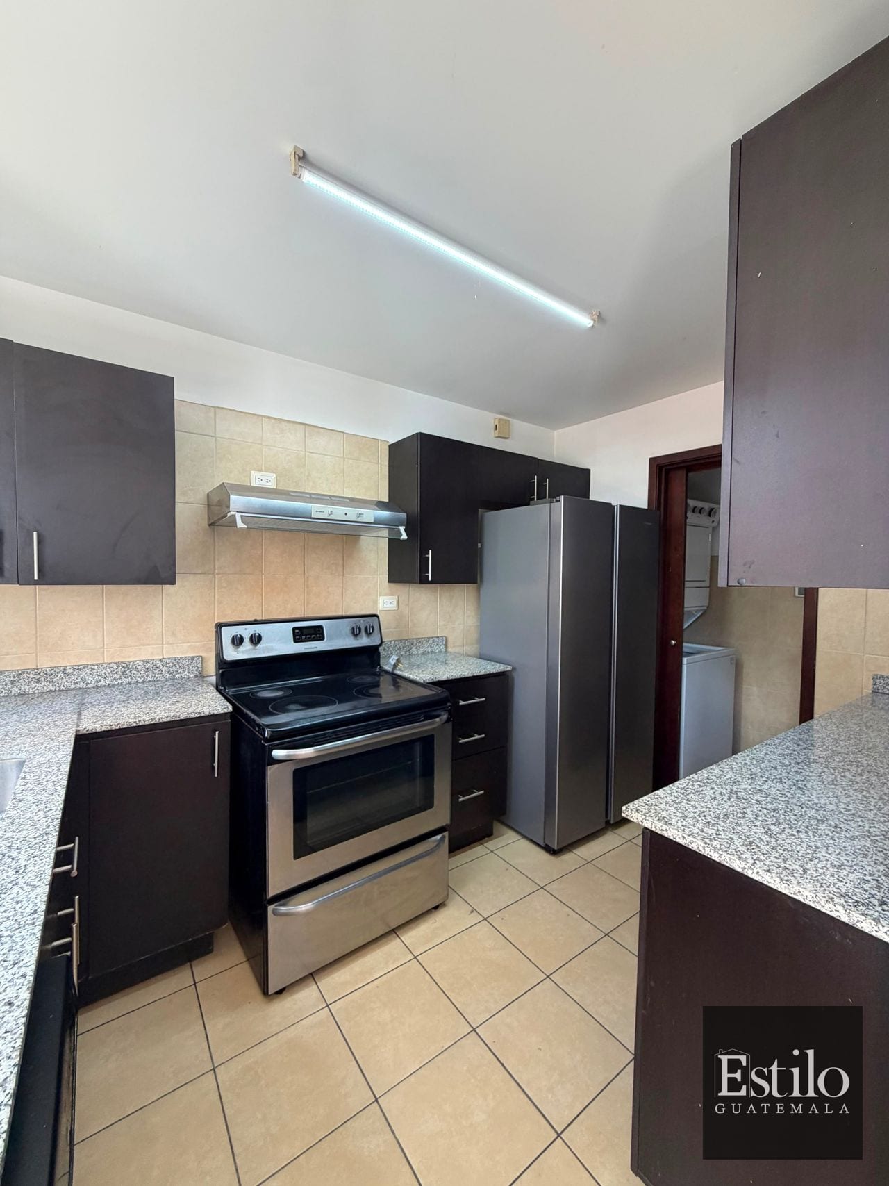 Apartamento En Alquiler — Apartamento en Alquiler en Torre Quattro, Zona 14, Guatemala, Ciudad — foto 8 de 15