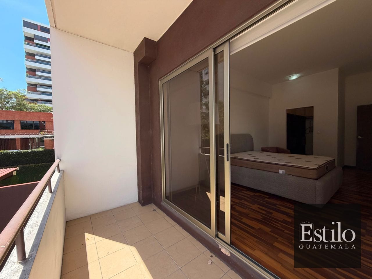 Apartamento En Alquiler — Apartamento en Alquiler en Torre Quattro, Zona 14, Guatemala, Ciudad — foto 13 de 15