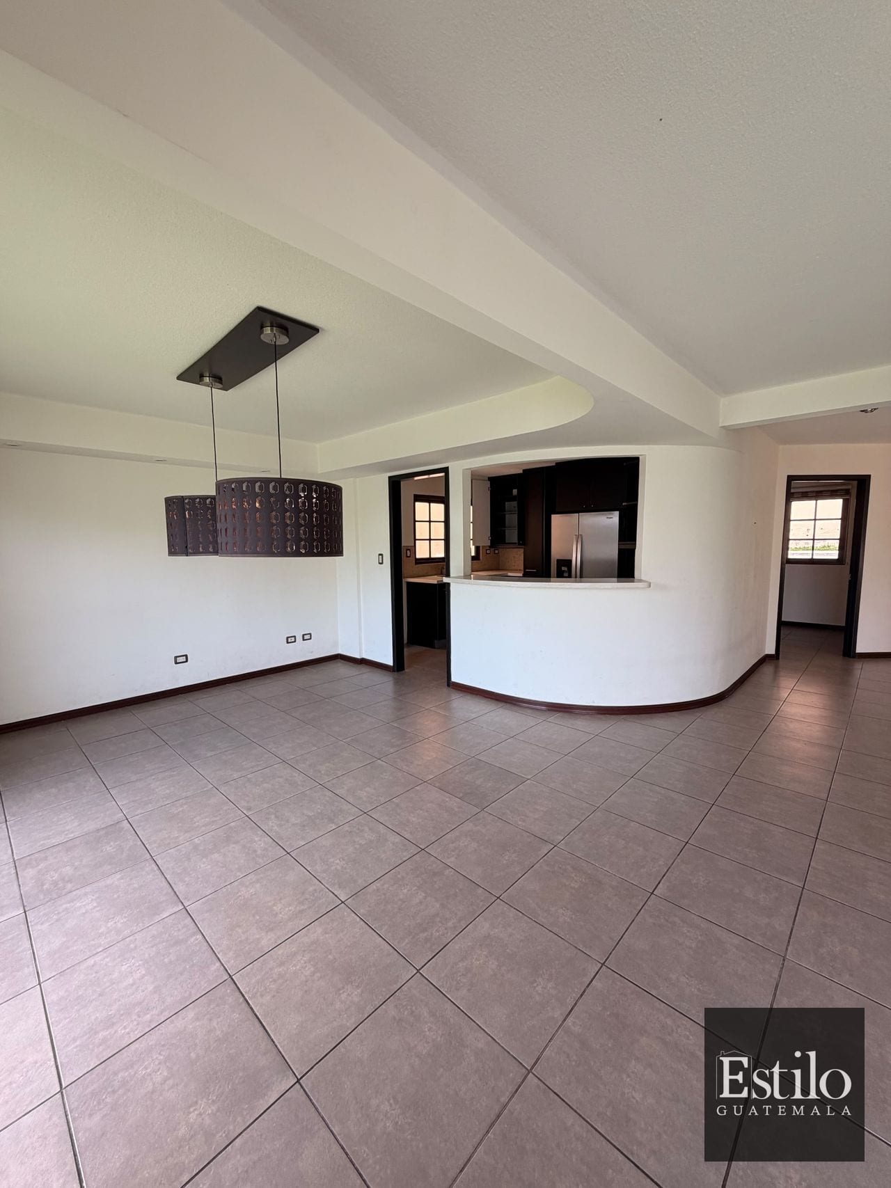 Preciosa Casa En Venta Z.16 — Apartamento en Venta en Zona 16, Guatemala, Ciudad — foto 6 de 17