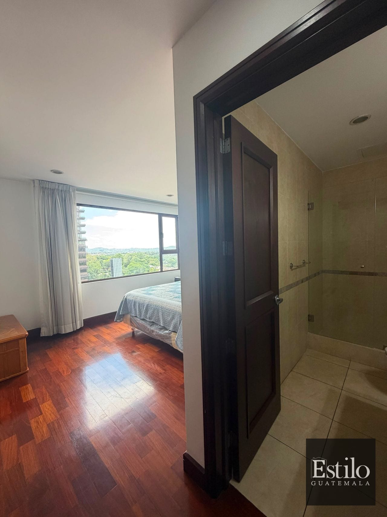 Espectacular Apartamento En Renta Zona 10 — Apartamento en Alquiler en Santa María, Zona 10, Guatemala, Ciudad — foto 7 de 12
