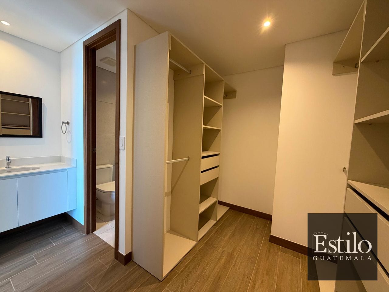 Lindo Apartamento En Alquiler — Apartamento en Alquiler en Ferré Diez, Zona 10, Guatemala, Ciudad — foto 6 de 14