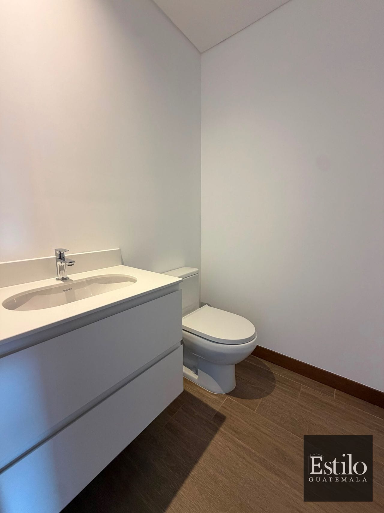 Lindo Apartamento En Alquiler — Apartamento en Alquiler en Ferré Diez, Zona 10, Guatemala, Ciudad — foto 7 de 14
