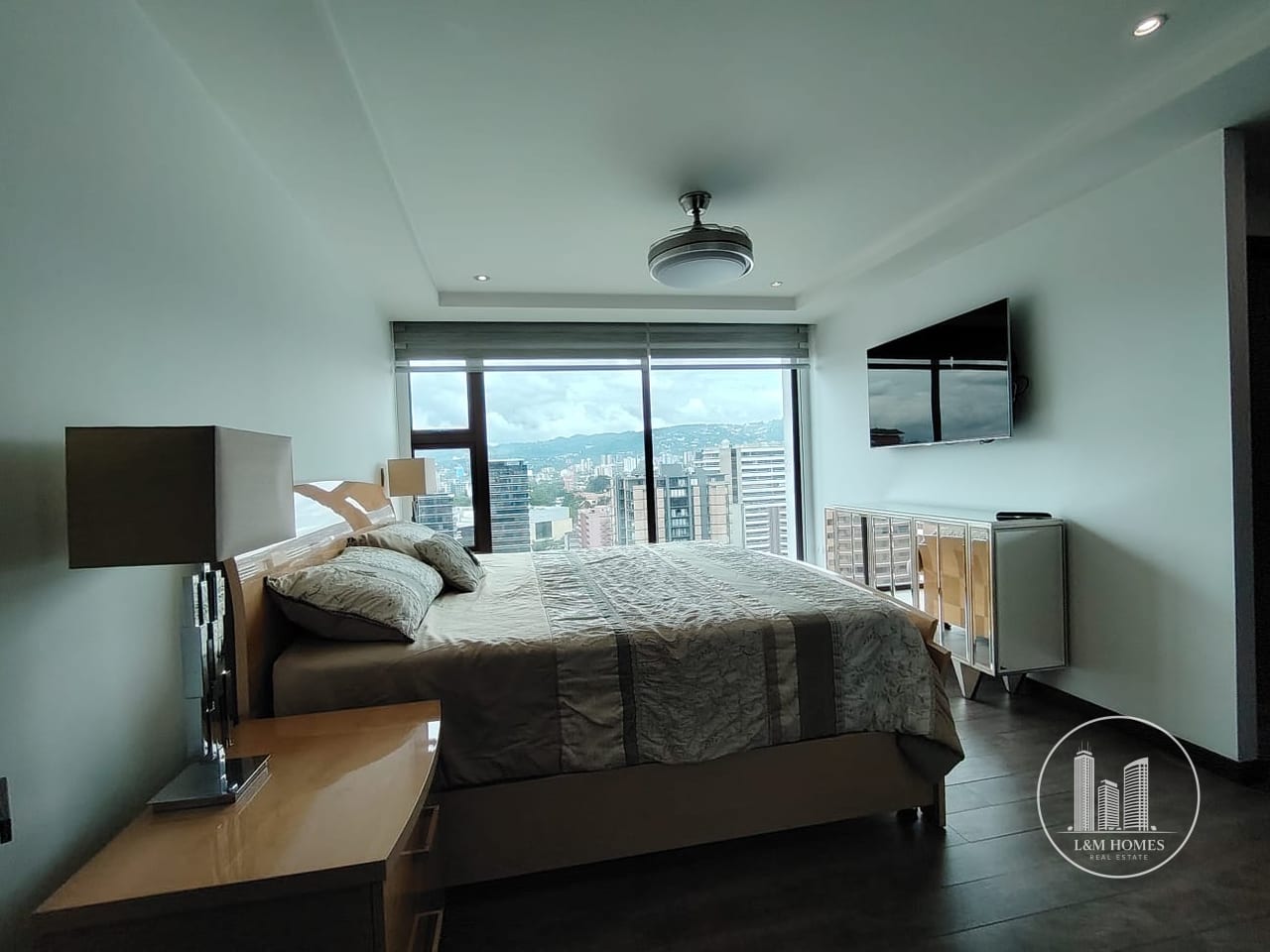 Lindo Apartamento amueblado zona 10 — Apartamento en Alquiler en Zona 10, Guatemala, Ciudad — foto 17 de 17
