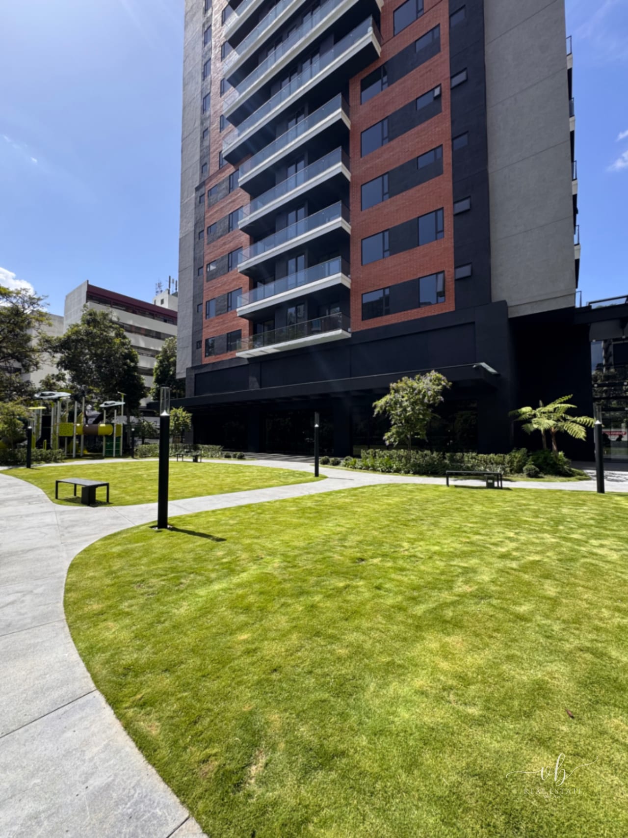 Apartamento nuevo en alquiler - Ferre Diez - zona 10 — Apartamento en Alquiler en Ferré Diez, Zona 10, Guatemala, Ciudad — foto 1 de 4