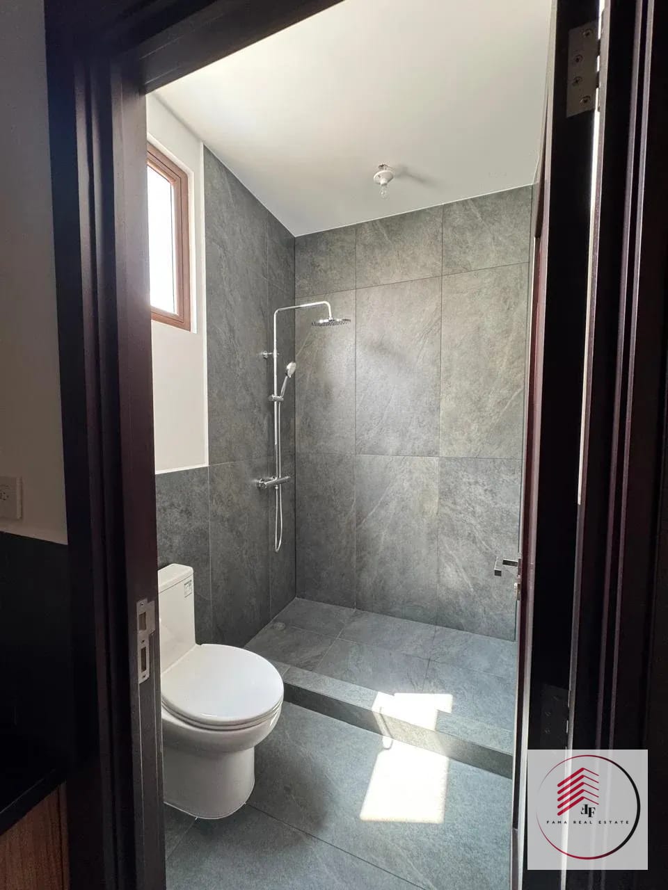 EN RENTA APARTAMENTO PARA ESTRENAR EDIFICIO NOGALES (Frente a Cayala zona 16) Nivel Medio — Apartamento en Alquiler en Nogales de Cayalá, Zona 16, Guatemala, Ciudad — foto 10 de 12