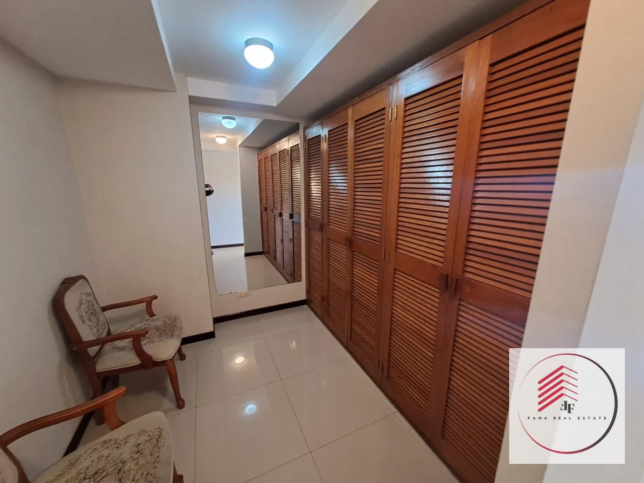 SE RENTA APARTAMENTO AMUEBLADO EN ZONA 9 EN EDIFICIO ALAMEDA — Apartamento en Alquiler en Zona 9, Guatemala, Ciudad — foto 12 de 14