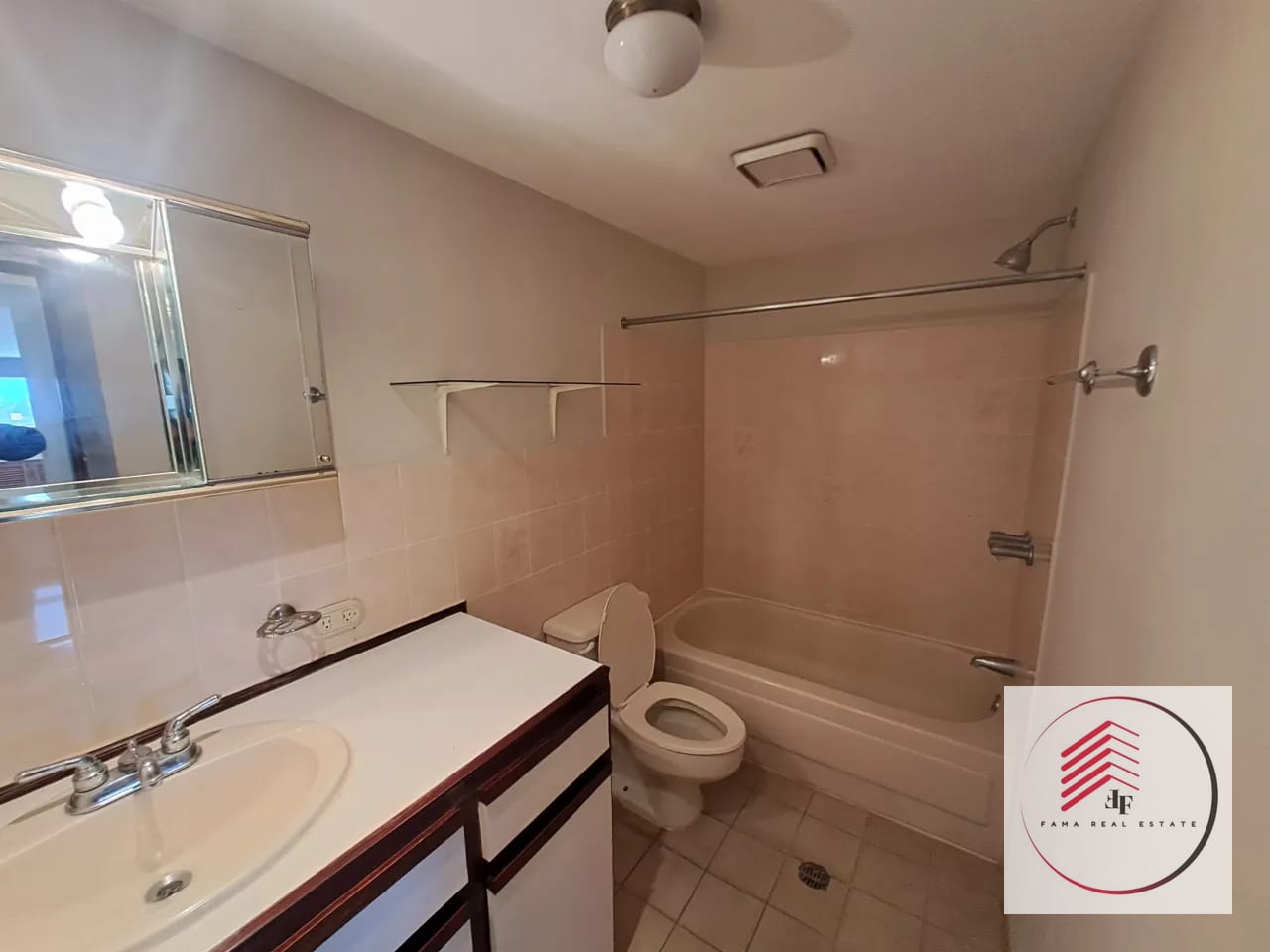 SE RENTA APARTAMENTO AMUEBLADO EN ZONA 9 EN EDIFICIO ALAMEDA — Apartamento en Alquiler en Zona 9, Guatemala, Ciudad — foto 14 de 14