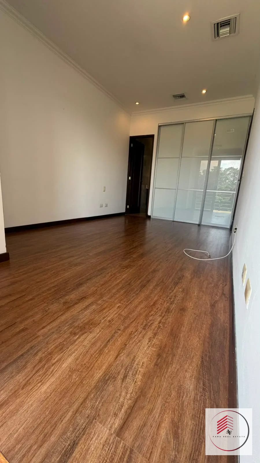 📍*zona 14 Sobre la 5 Avenida* *apartamento en Renta* — Apartamento en Alquiler en Zona 14, Guatemala, Ciudad — foto 8 de 17