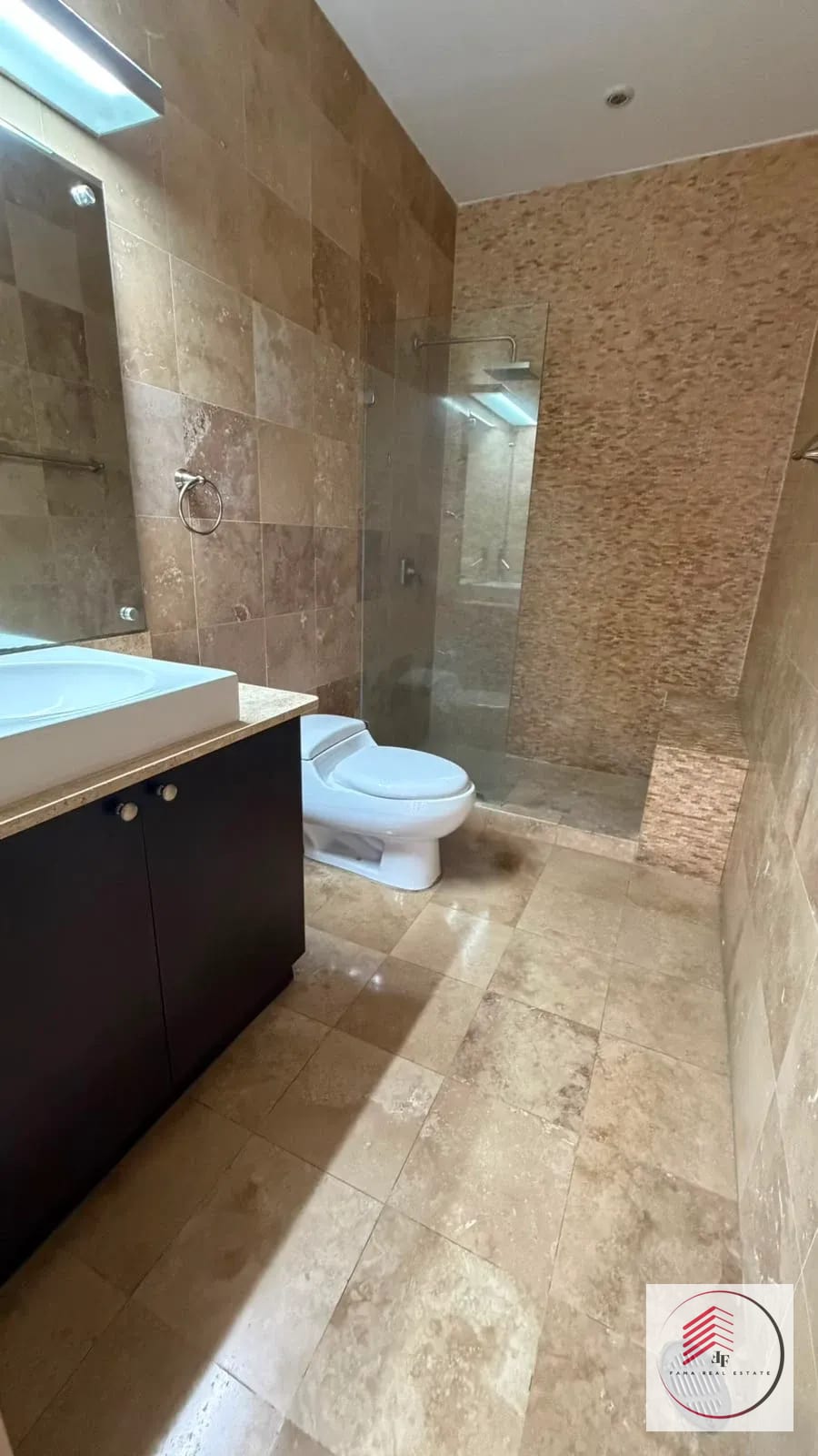 📍*zona 14 Sobre la 5 Avenida* *apartamento en Renta* — Apartamento en Alquiler en Zona 14, Guatemala, Ciudad — foto 11 de 17