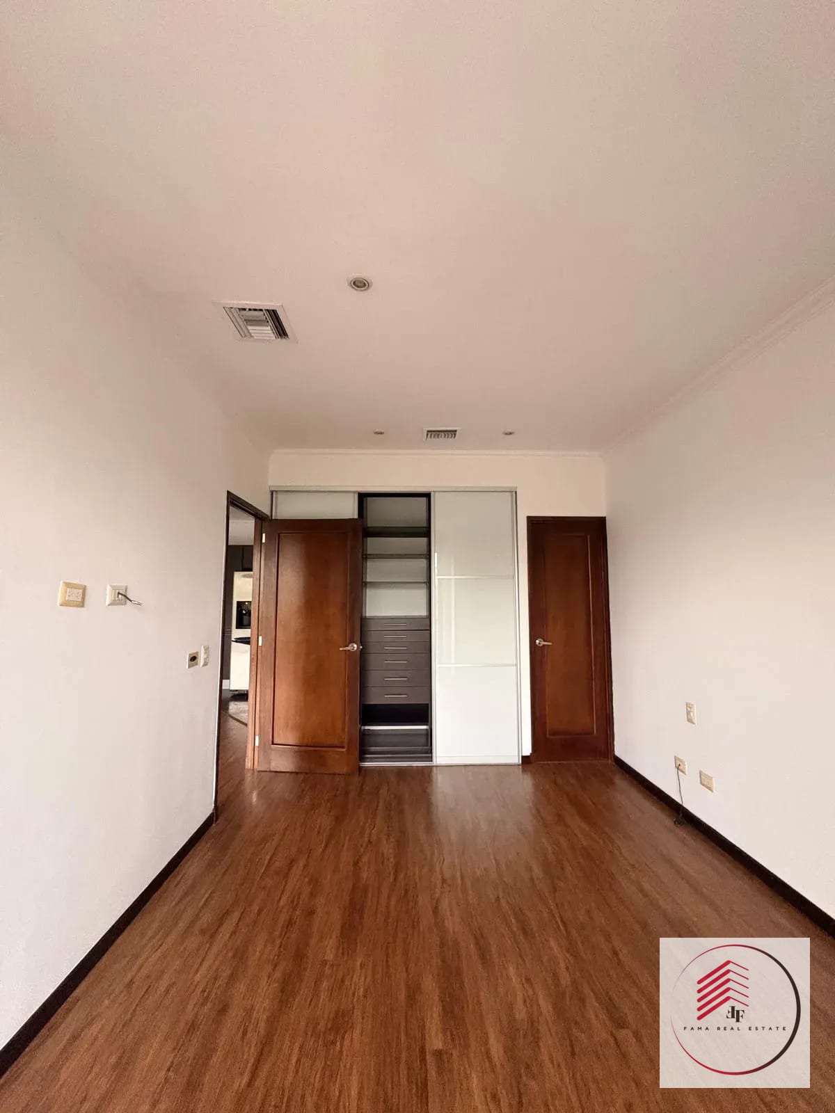 📍*zona 14 Sobre la 5 Avenida* *apartamento en Renta* — Apartamento en Alquiler en Zona 14, Guatemala, Ciudad — foto 17 de 17