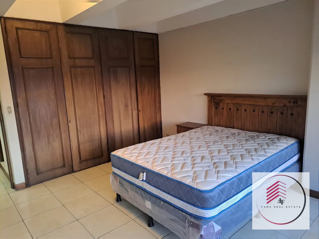 Remate de Apartamento en Edificio Reforma Obelisco Zona 9 — Apartamento en Venta en Reforma Obelisco, Zona 9, Guatemala, Ciudad — foto 4 de 17