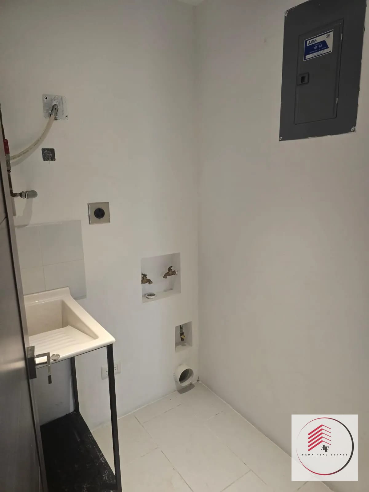 Renta de Hermoso Apartamento en Edificio Di Fiori Zona 7 Mateo Flores — Apartamento en Alquiler en Di Fiori, Zona 7, Guatemala, Ciudad — foto 5 de 17