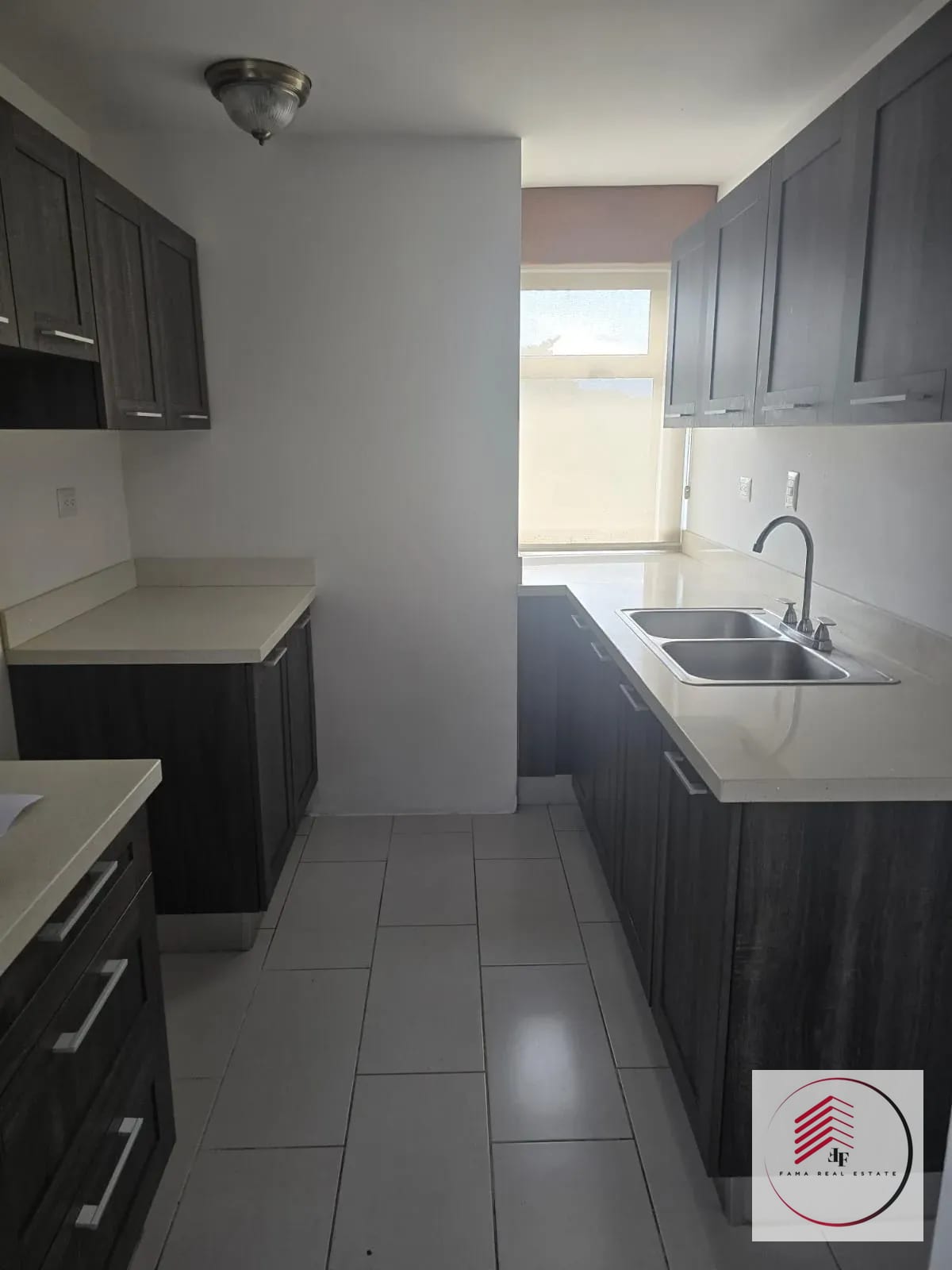 Renta de Hermoso Apartamento en Edificio Di Fiori Zona 7 Mateo Flores — Apartamento en Alquiler en Di Fiori, Zona 7, Guatemala, Ciudad — foto 12 de 17